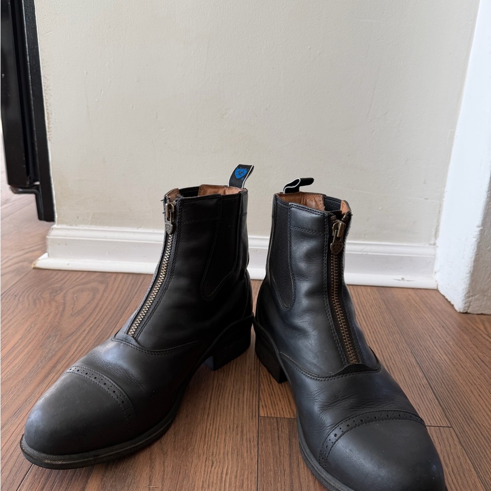 Ariat Men’s English Riding Boots (Paddock Boots) – Size 11